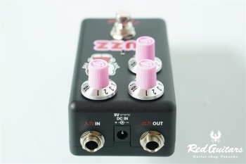 Fender x Hello Kitty Fuzz Pedal Black